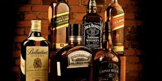 Vous y retrouverez la puissance du whisky canadien et la douceur du sirop d'érable. Les Marques De Whisky Marque Alcool Com