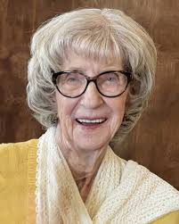 Mme Marguerite TREMBLAY