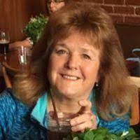 Dixie Mcnamara's Instagram, Twitter & Facebook