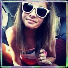 Lani Robinson's Instagram, Twitter & Facebook