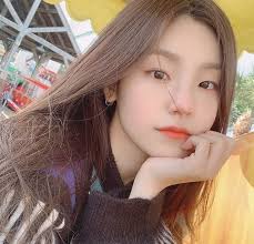 Pin De Xtian Millionaire Em Itzy Em 2020 Garotas Menina Coreana Efeitos Para Foto
