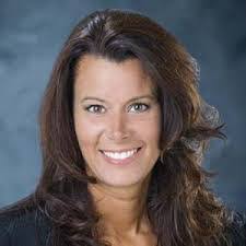 Kari Robb's Instagram, Twitter & Facebook