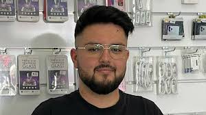 Wipperfürth: Brad Marr begeistert mit Akustik-Gitarre sein Publikum