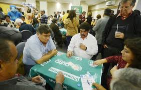 Juegos tradicionales por fiestas de quito compartir facebook twitter google linkedin print. El 40 Un Juego Popular Que Gana Adeptos En Quito Intercultural Noticias El Universo