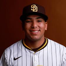 Padres notes: Bradgley Rodriguez's rise; Matt Waldron can't corral  knuckler; Nick Pivetta rebounds