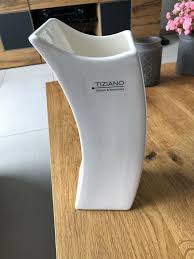 Hallo Ich Biete Hier Eine Schale Der Marke Tiziano An 26 5cm Leider Beschadigt Aber Dicht Tiziano Vase In Essen Essen Borbeck Vase Marke Schale