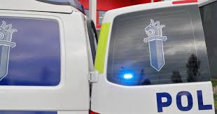 Mies Uhkaili Teraaseella Lapsia Koulun Pihalla Poliisi Otti 35 Vuotiaan Miehen Kiinni Paivan Lehti