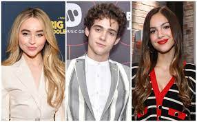 Carpenter grew up with her two siblings shannon and sarah carpenter. Sabrina Carpenter Song Skin Responds To Olivia Rodrigo S Drivers License Teen Vogue