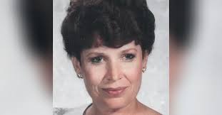 Joyce Edwards Obituary