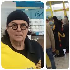 FIUGGI META PREFERITA DAL NOSTRO AMATO RENATO NAZIONALE Il grande artista  Renato Zero, è diventato un habitué della cittadina termale, si vede che  ama stare tra la gente, perché sa che qui