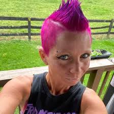 Justina Carr (justinanadam)