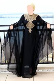 وأوضح المصدر لـوكالة أنباء تركيا أن رتـ.ـلا كبيرا للجـ.ـيش التركي مكـ.ـون من مـ.ـدرعات وناقـ.ـلات جنـ.ـد ودبـ.ـابات دخل اليوم من معبر كفرلوسين الحدودي نحو إدلب. 33 Ø¯Ø±Ø§Ø¹Ø§Øª Ø®Ù„ÙŠØ¬ÙŠØ© Ideas Fashion Dresses Kaftan