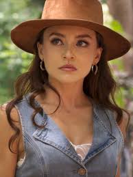 Óscar confirma la inocencia de Carolina en Monteverde