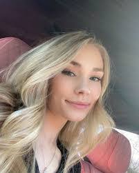 Emily Suda's Instagram, Twitter & Facebook