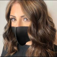 Gli articoli più comperati e con i migliori . Capelli Color Nocciola A Chi Stanno Bene Donne Magazine