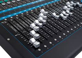 The qu16 has an ethernet network port, which allows computer control over mixer parameters. Test Allen Heath Qu 16 Chrome Digitalmischpult Amazona De