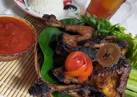 Ayam bakar wong solo pertama kali didirikan pada tahun 1991 silam oleh puspo wardoyo. Cara Gampang Membuat Ayam Bakar Wong Solo Yang Lezat Sekali Resep Terbaik