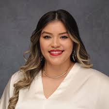 Candra Brown's Instagram, Twitter & Facebook