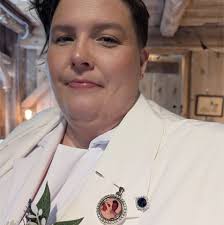 In need of some Dream shards if anyone can help please x