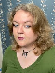 How to achieve a lower maintenance alt hairstyle with a shag haircut and  grow hair 4-5 inches longer?