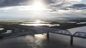 Ürünlerinizi nehir garantisiyle uzun yıllar güvenle kullanabilirsiniz. Russia China Amur River Bridge To Open To Traffic In August Cross Border Industrial Parks Being Built Russia Briefing News