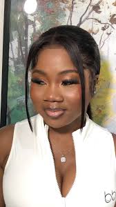 Happy New Month!!!!!✨✨, To book your glam session, kindly call or send a  WhatsApp message for quick response , Glam @bristlesbymeg , #lekkimua  #muainlekki , #reels #reelsinstagram