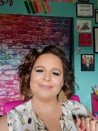 Lela Dunn's Instagram, Twitter & Facebook