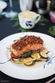 Rezept Lachs Mit Tomatenkruste Und Grillgemuse Rezept Rezepte Hauptspeise Lachs Gerichte