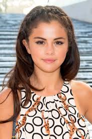 Do you like selena gomez haircut? Best Selena Gomez Hairstyles 32 Hair Ideas From Selena Gomez