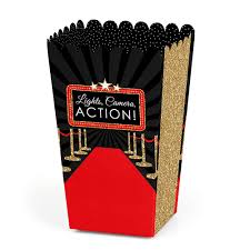 Theme parties are just more fun. Movie Night Themed Party Decorations Hollywood Red Carpet Party Supplies Cupcake Toppers Popcorn Foil Balloons For Oscar Party Event Awards Night Ceremony Balloons Toys Games
