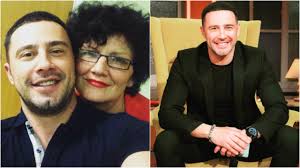 Humbi nënën dy ditë më parë, Robert Berisha e kujton me këngën që i ati i  dedikoi asaj