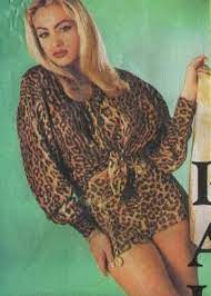 She studied dancing/singing at el centro de capacitacion de televisa. Paulina Rubio 90s Girl Power Girl Mona