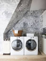 Black White Done Right Little Laundry Rooms With Big Style Mit Bildern Waschkuchendesign Dachschrage Tapezieren