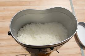 飯盒の炊き方＆おすすめ4選！初心者でも簡単においしく仕上がるコツを伝授 | キャンプ・アウトドア情報メディアhinata