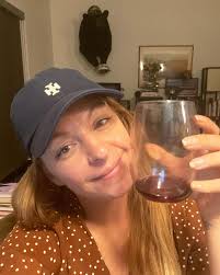 Hello! I'm Jillian! Sommelier, pageant girl, and owner of Pink Barrel Wine  Consulting! Want to know what wine pairs well with a cream sauce? Ever just  wanted to understand why you love