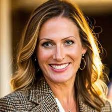 Jennifer Cornwell's Instagram, Twitter & Facebook