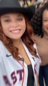 Madisyn Thomas's Instagram, Twitter & Facebook