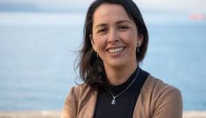 Daniela Alarcón, subgerente de sostenibilidad y medioambiente de Salmones  Camanchaca: "La sostenibilidad ha pasado a ser un elemento reputacional  transversal en las organizaciones"