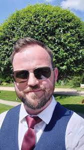 Stuart Bryan's Instagram, Twitter & Facebook