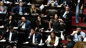 Crisis en Diputados: Ex-Libertarios Forman Bloque Opositor ¿Qué Pasará?