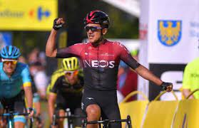 El ecuatoriano richard carapaz (ineos), ganador del giro de italia 2019, no ha tomado la salida en la 103 edición del giro de emilia, carrera italiana la ausencia de última hora de carapaz podría estar relacionada con sus opciones de participar en el tour de francia, ya que el equipo ineos podría. Richard Carapaz Ganar El Tour De Francia Seria Como Sacarla Del Estadio