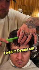 For a High end tailored haircut in the San Francisco Bay area, click the  link in the bio to book today ⛪️ #menshair #sfbarber #sanfrancisco  #sanfranciscobarber #30daychallenge #inspiration #reference