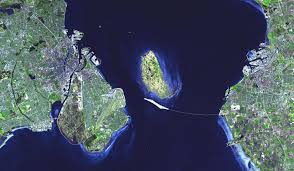 Skåne är sveriges sydligaste landskap.landskapet består till största delen av den halvö som utgör skandinaviska halvöns sydligaste spets. Finns Det En Bro Mellan Danmark Och Sverige Oresundsbron Danmark Sverige Hur Man Bygger En Bro Som Forbinder Danmark Med Sverige