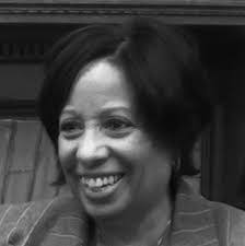 Maureen Abrams's Instagram, Twitter & Facebook