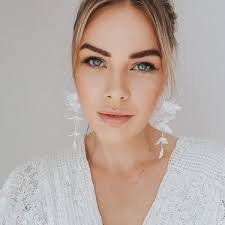 Stephanie Owsley's Instagram, Twitter & Facebook