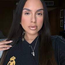 Vicky J. Rivera (@makeupbyvickyj_) • Instagram photos and videos