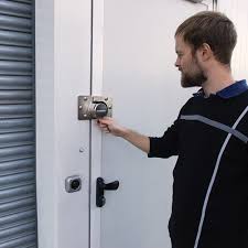 Une Serrure Anti Vol Pour Utilitaire La Solution Destock Outils Forums pour discuter de véhicule utilitaire, voir ses formes composées, des exemples et poser vos questions. serrure anti vol pour vehicule utilitaire