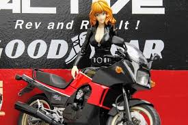 パート2の 第3話 ルパンはやっぱり パート2不二子ちゃんがかわいい ライダースのつなぎや ウエットスーツが似合う女性 ビートルもルパンイエローで かわいい ユーチューブで パート1からパート5 の 1話から3話が 公式で放送されてます 是非どぞ mining