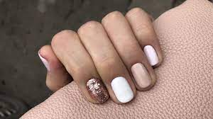 On vous les propose ici en plusieurs photos! Belle Manucure Pour Les Ongles Courts Tendances De La Mode 2019 2020 Ma Chronique
