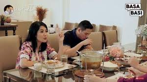 Suami nindy ayunda, askara harsono ditangkap terkait kasus narkoba beberapa waktu lalu di kawasan jakarta selatan. Wnehfom Kvldjm